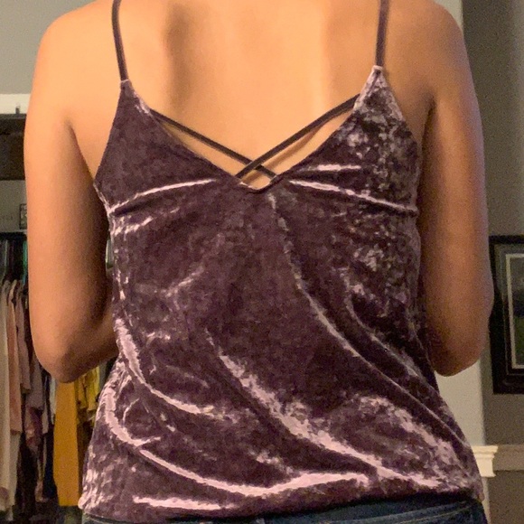Purple velvet crossed tank top - Picture 3 of 4